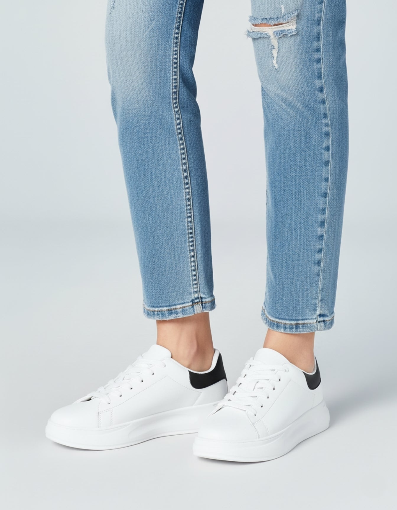 Heritage Court Sneaker