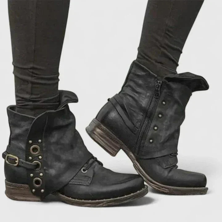 Botas con Tachuelas Savannah