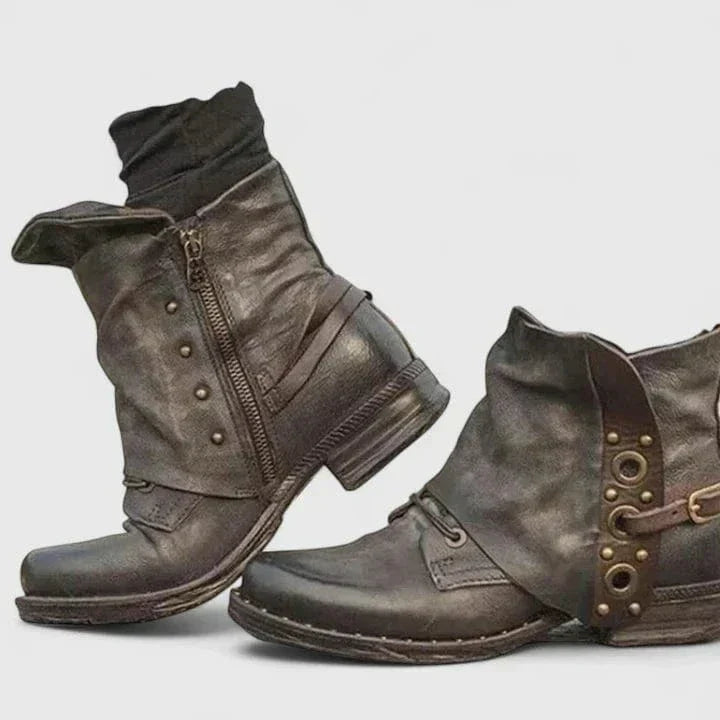 Botas con Tachuelas Savannah