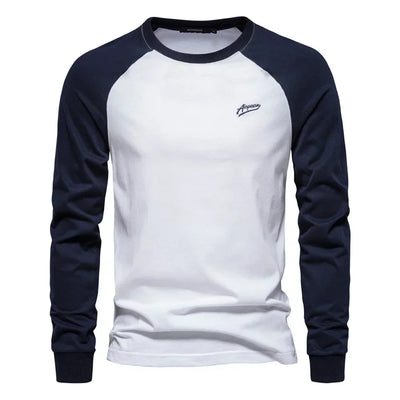 James - Long-Sleeved T-Shirt